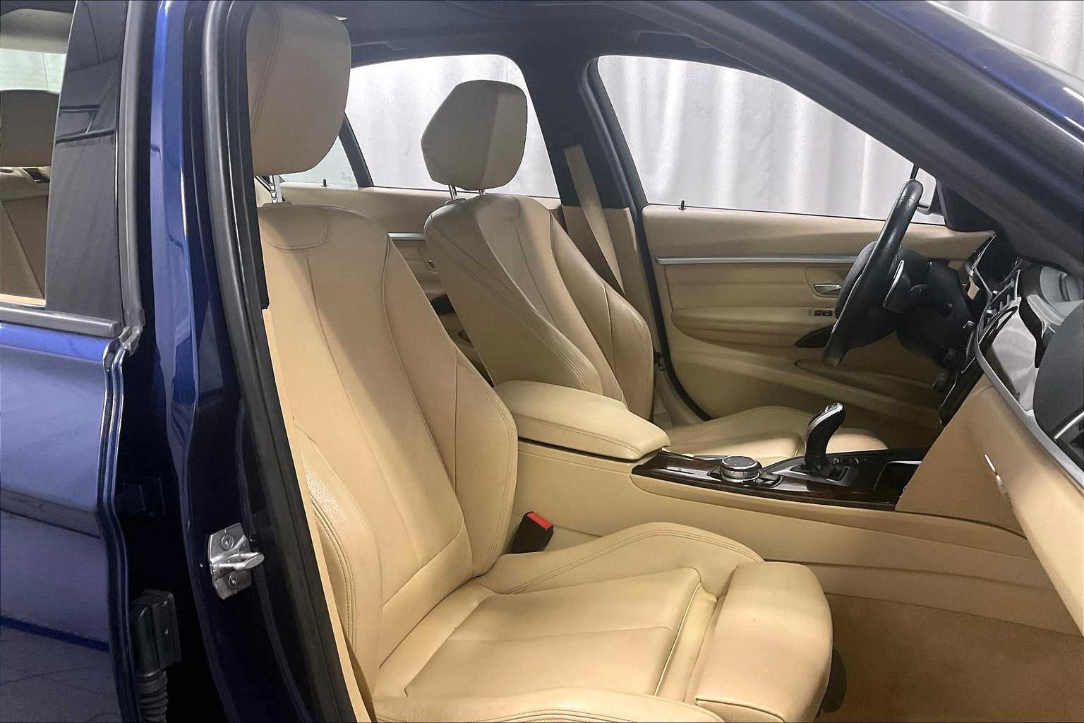 2016 Bmw 328i xDrive SA SULEV-PZEV photo 11