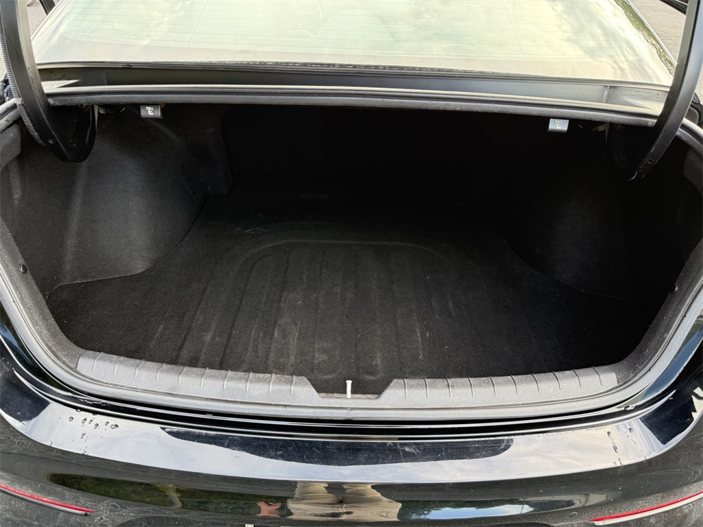 2022 Kia K5 EX photo 10