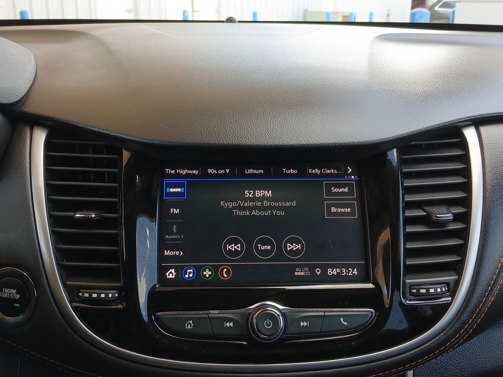 2022 Chevrolet Trax LT photo 13