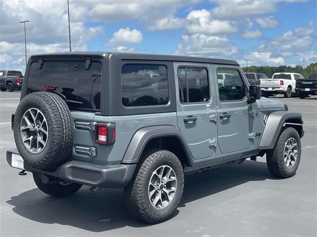 2025 Jeep Wrangler Sport S photo 3