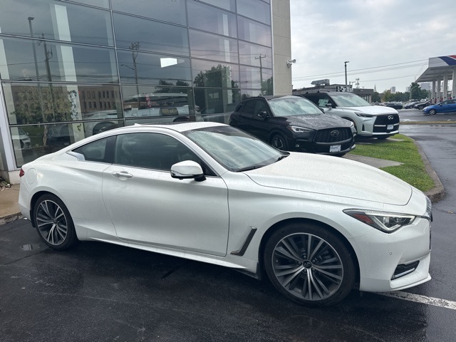 2021 Infiniti Q60 3.0t Luxe photo 2