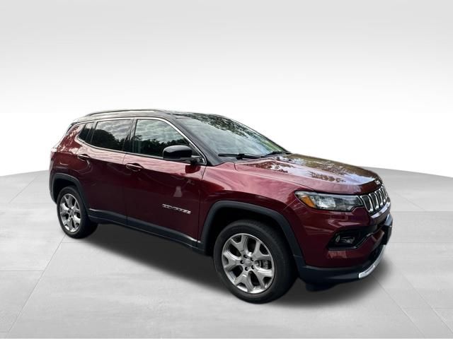 2022 Jeep Compass Limited photo 2