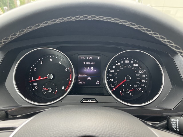 2021 Volkswagen Tiguan SE photo 29