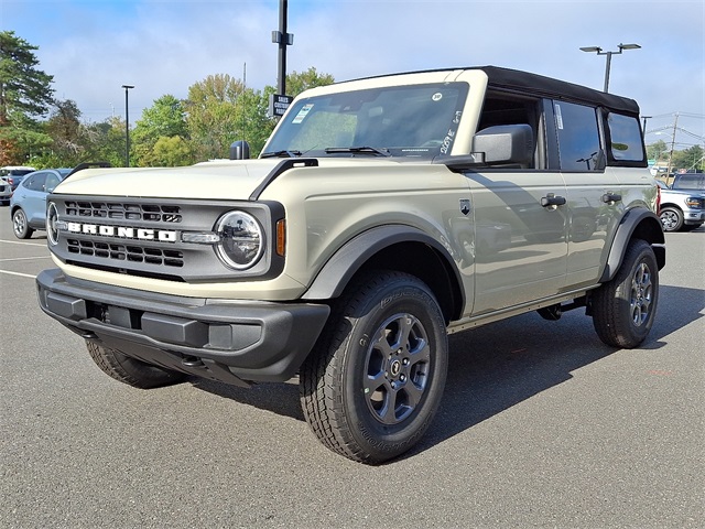 2025 Ford Bronco Big Bend photo 2