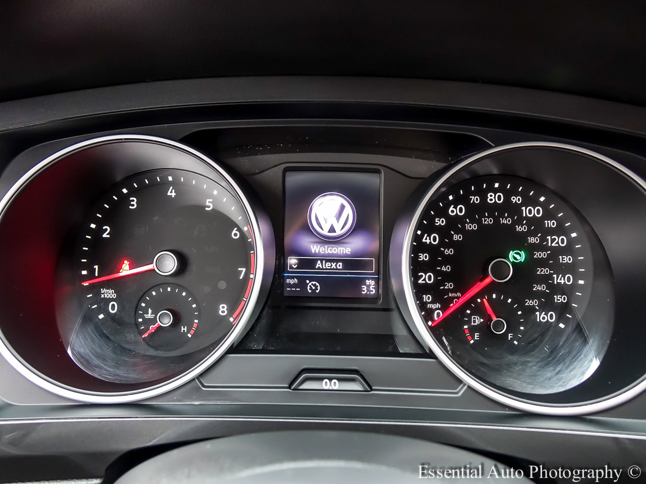 2019 VOLKSWAGEN TIGUAN - Image 11