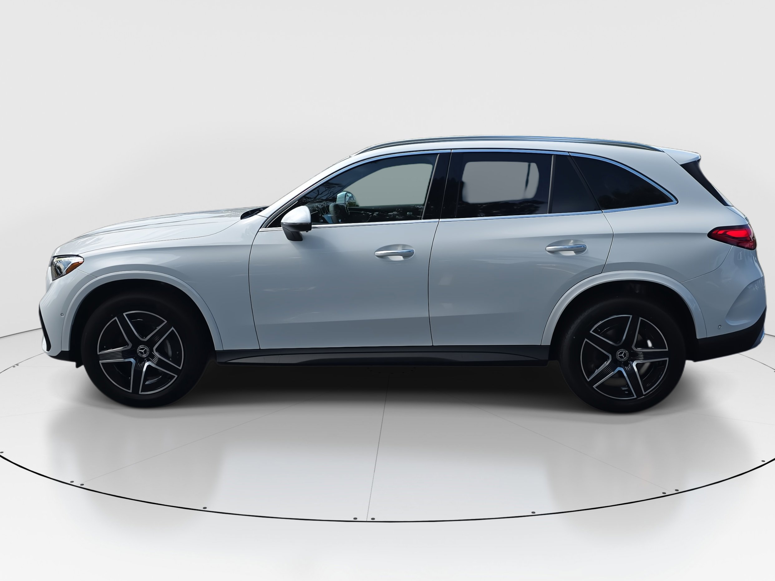 2026 Mercedes Benz GLC 300 4MATIC photo 7