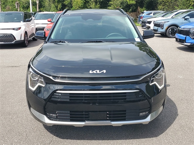2025 Kia Niro EX Touring photo 2