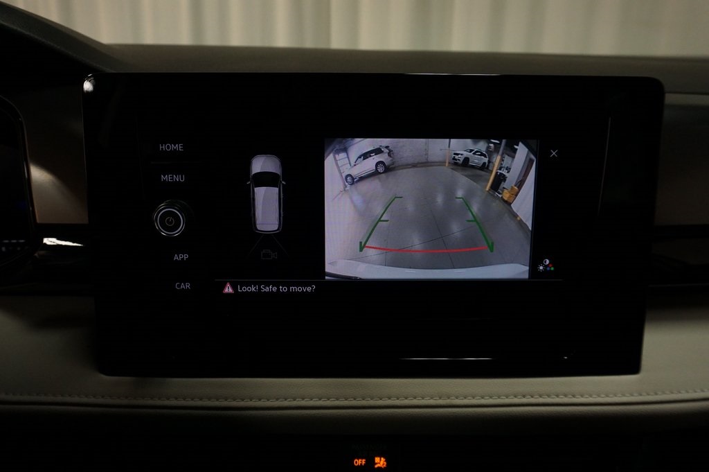 2025 Volkswagen Taos S photo 14