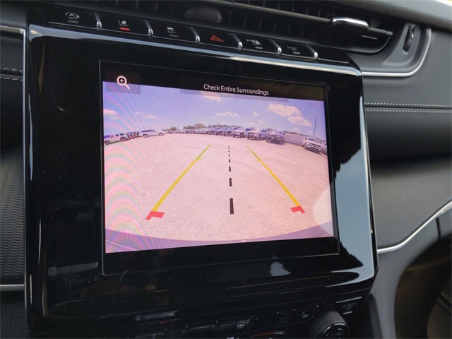 2025 Jeep Grand Cherokee Altitude photo 31