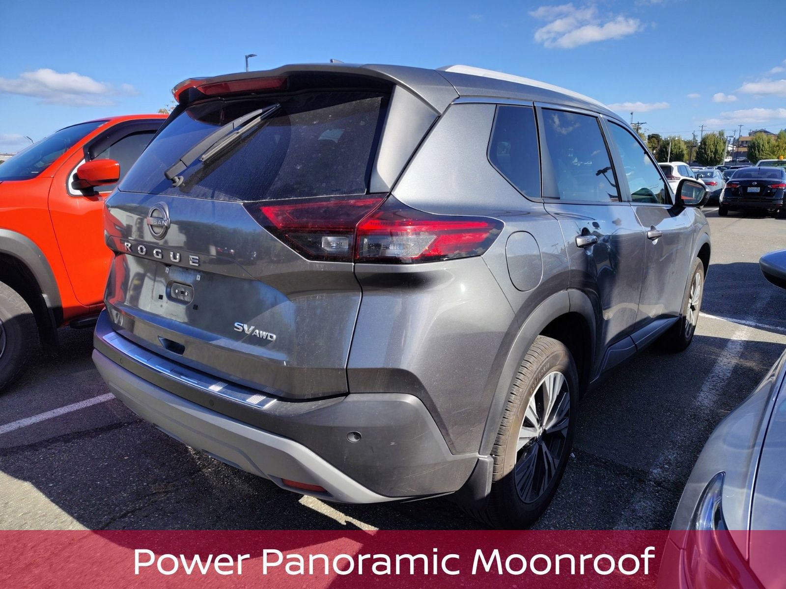 2022 Nissan Rogue SV photo 3