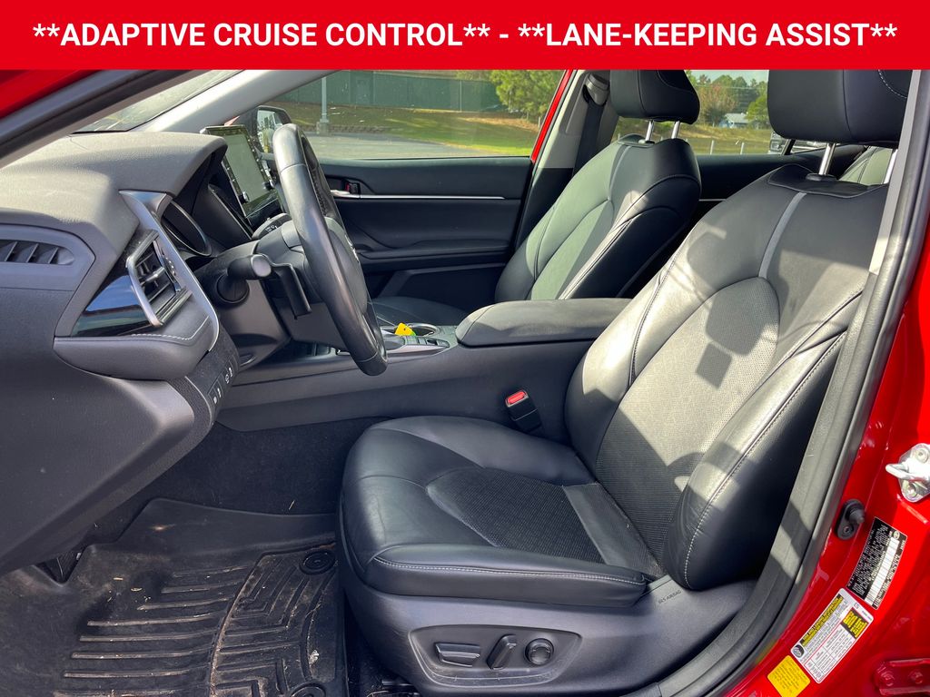 2021 Toyota Camry XSE photo 5