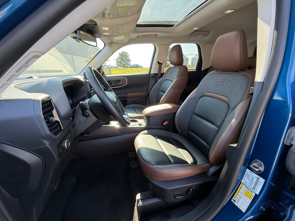 2024 Ford Bronco Sport Outer Banks photo 11