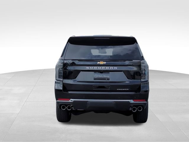 2025 Chevrolet Suburban Premier photo 4