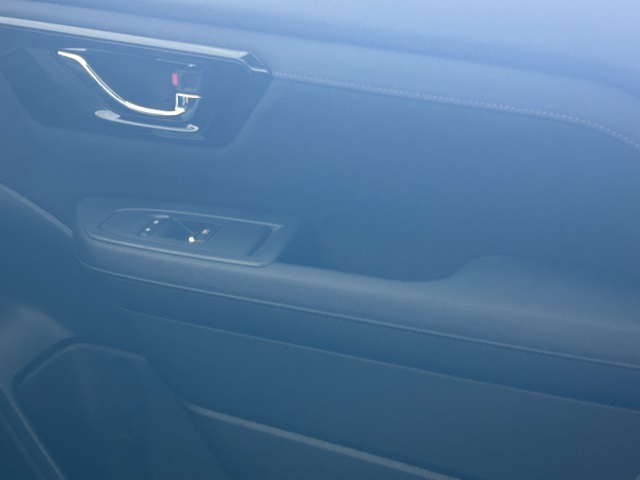 2025 Subaru Forester Touring photo 21