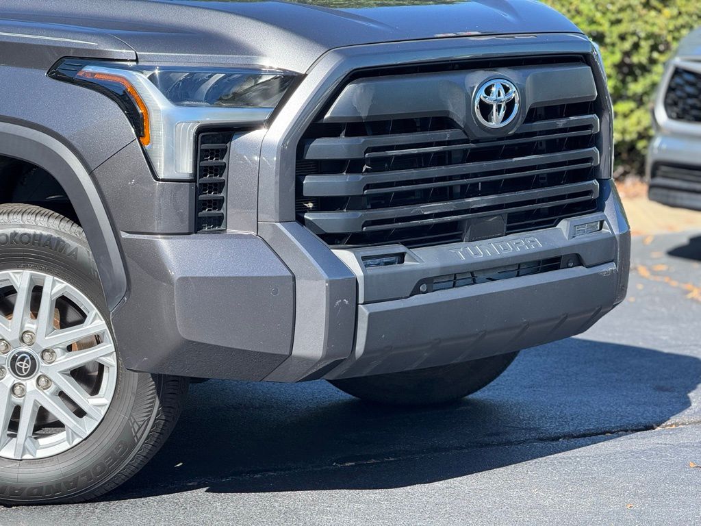 2023 Toyota Tundra SR5 photo 4