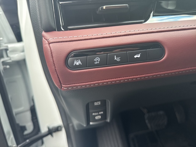 2026 Infiniti QX80 photo 7