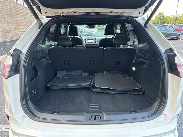 2020 Ford Edge ST photo 6