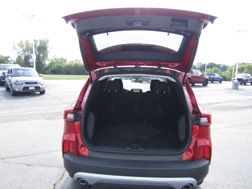 2025 Ford Escape Active photo 6