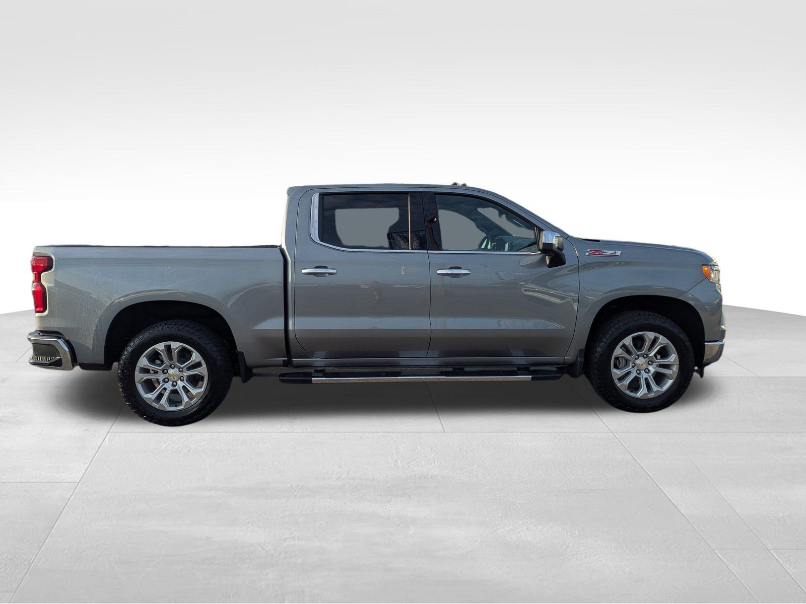 2026 Chevrolet Silverado 1500 LTZ photo 2