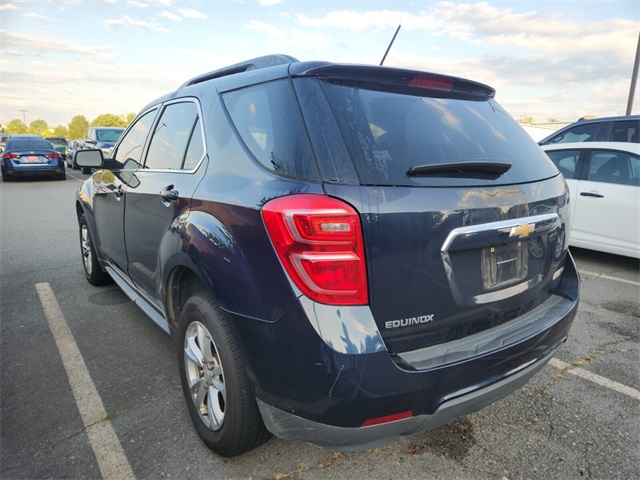 2017 Chevrolet Equinox LT photo 3