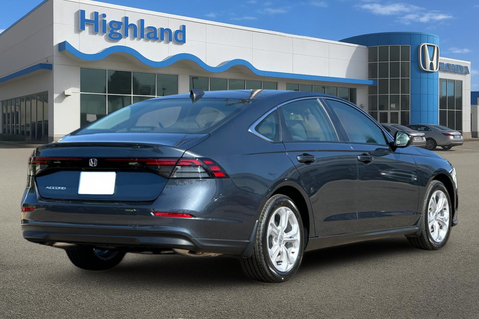2025 Honda Accord 1.5T LX photo 4