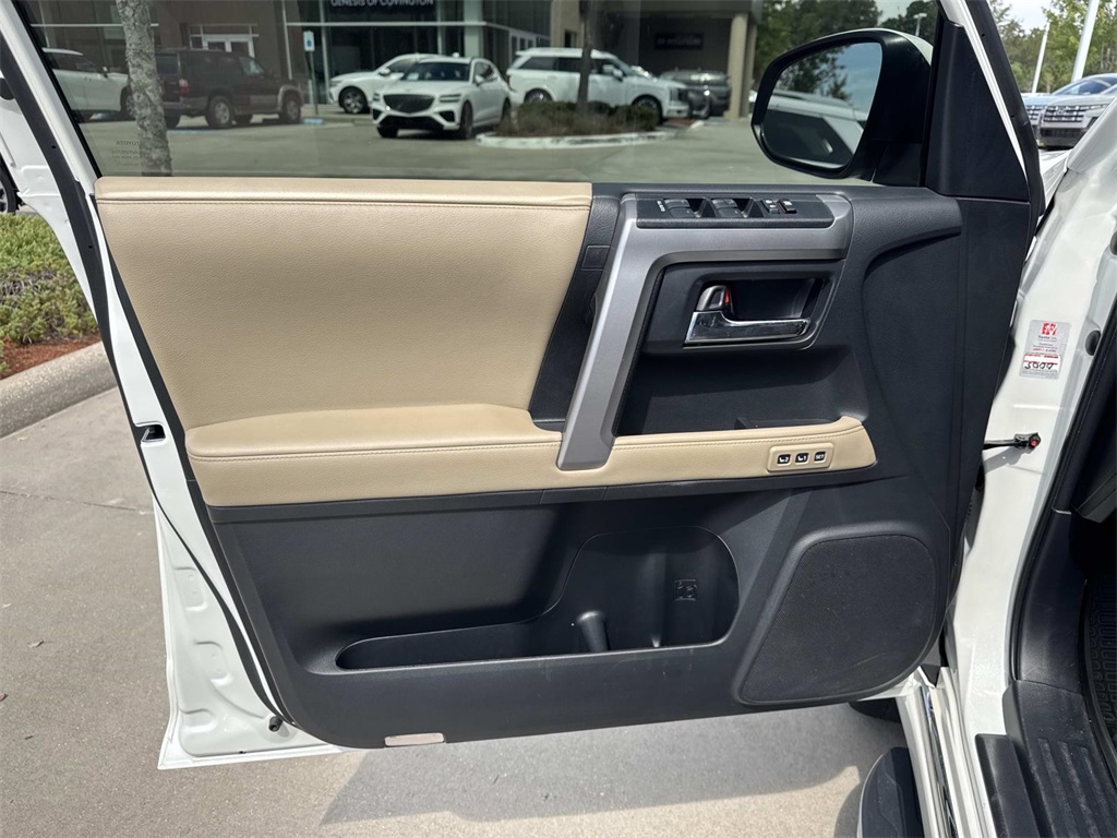 2022 Toyota 4Runner Limited photo 14