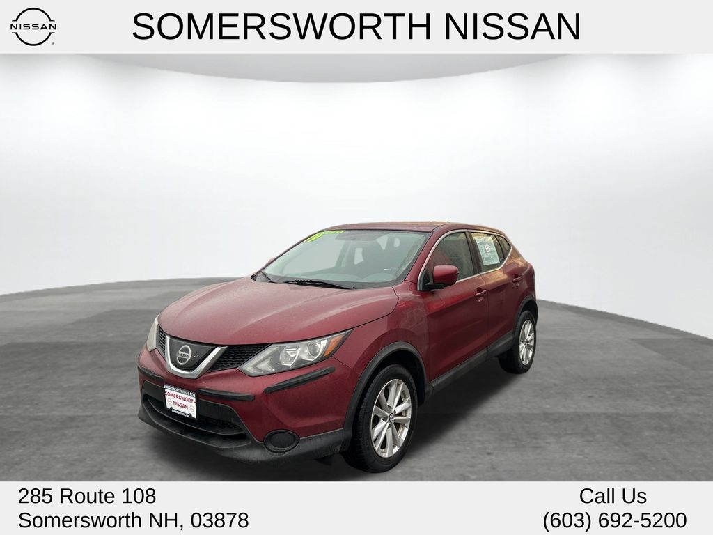 2019 Nissan Rogue Sport S's photo