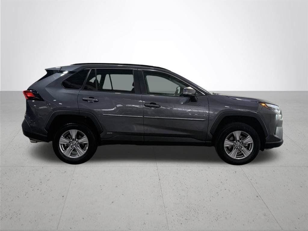 2024 Toyota RAV4 Hybrid LE photo 8