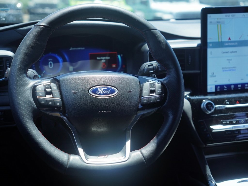 2024 Ford Explorer ST photo 27