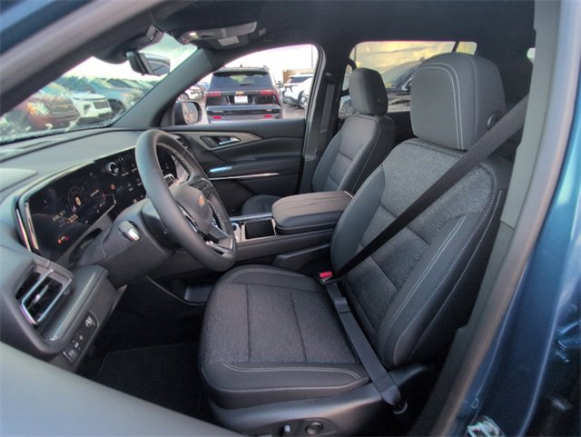 2026 Chevrolet Traverse photo 6