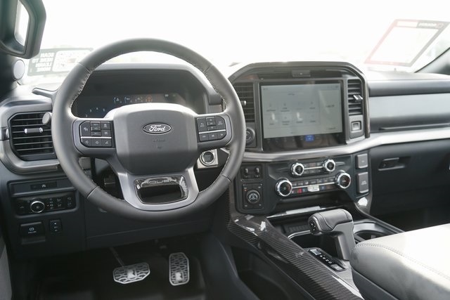 2025 FORD F-150 - Image 31