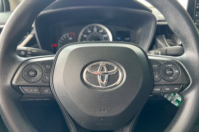 2021 Toyota Corolla LE photo 18