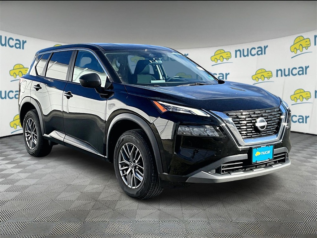 2023 Nissan Rogue S's photo