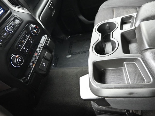2020 Chevrolet Silverado 1500 Custom photo 18