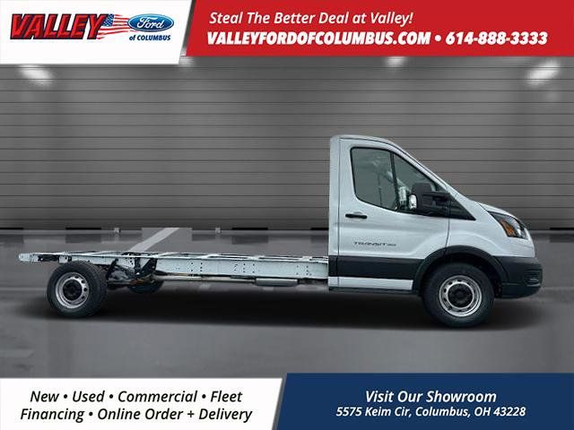 2025 Ford Transit Chassis Cab photo 4