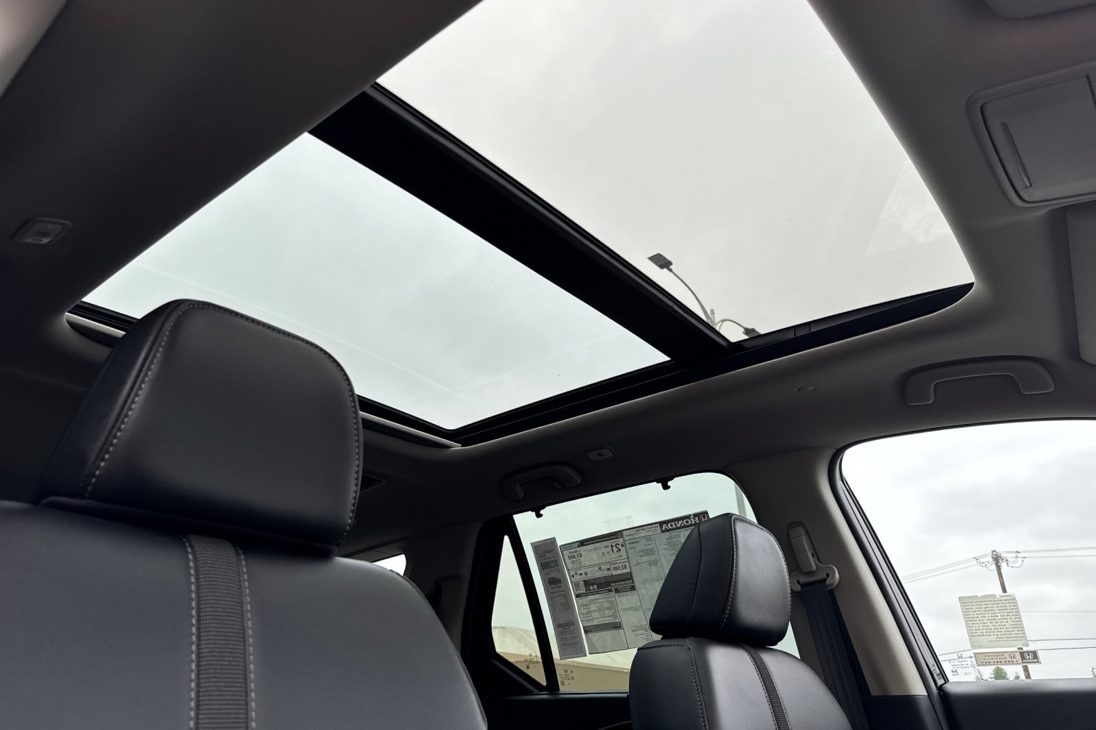 2025 Honda Pilot Touring photo 18