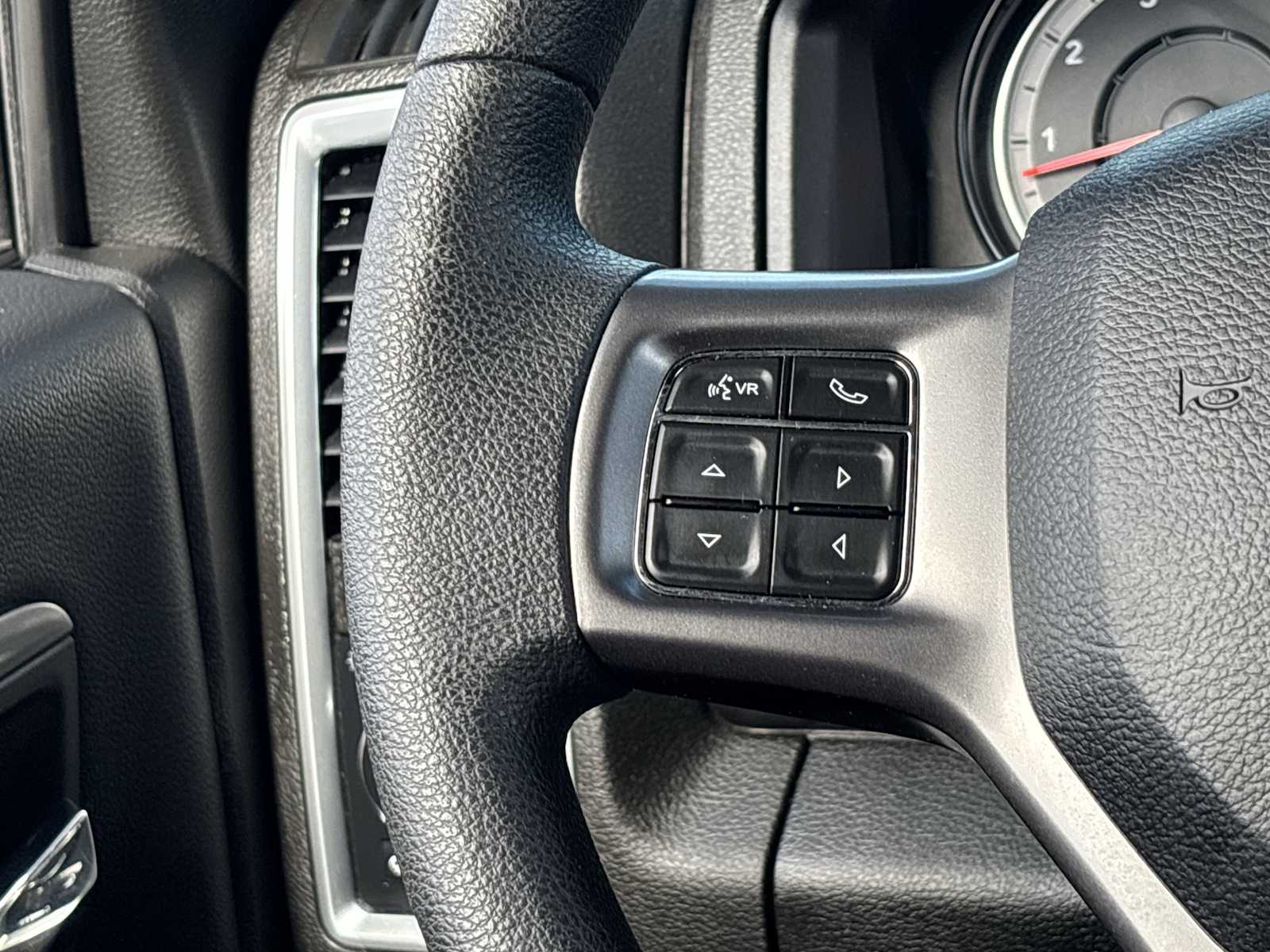 2022 Ram 1500 Classic Warlock photo 22