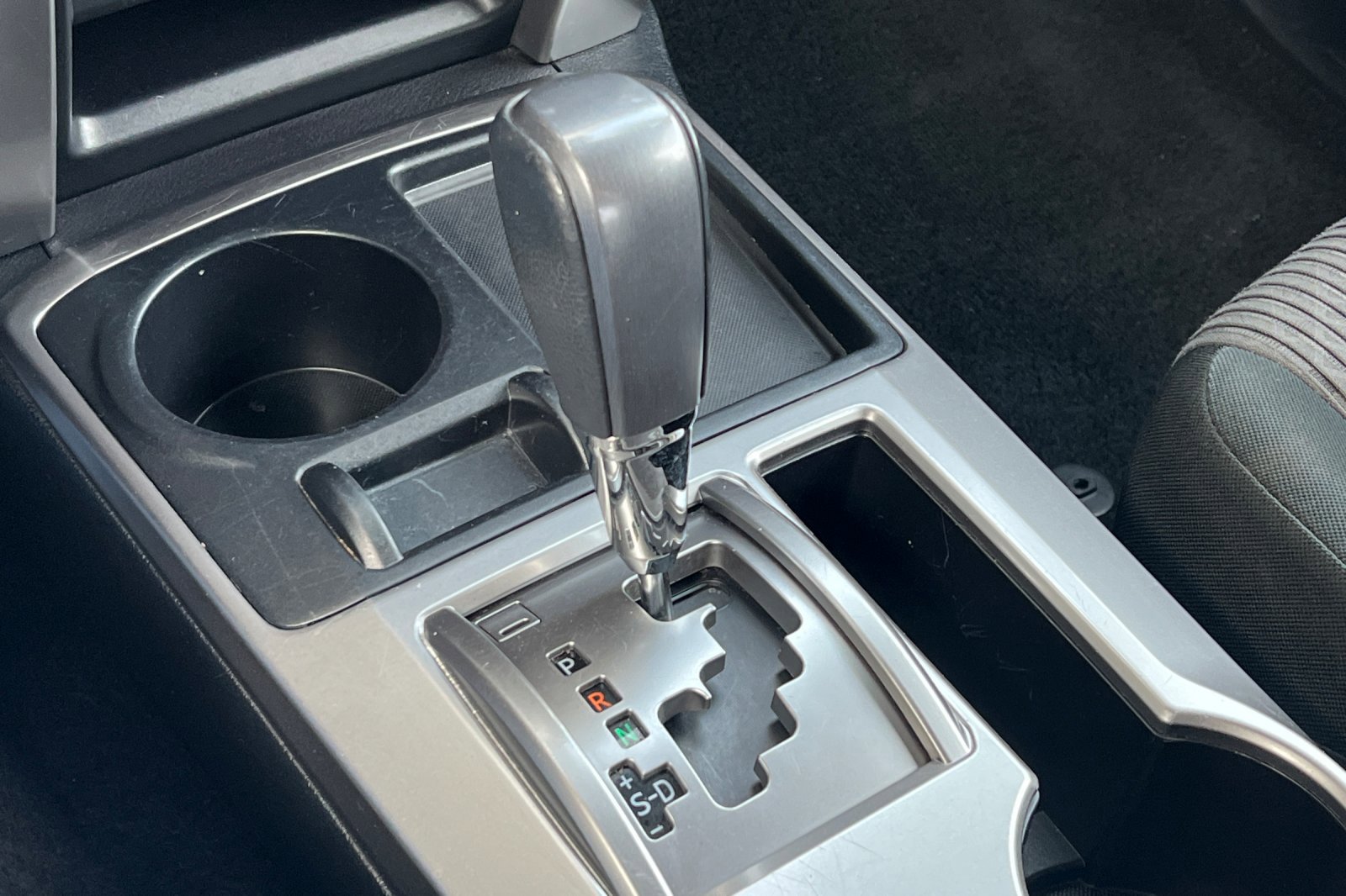 2022 Toyota 4Runner SR5 photo 21