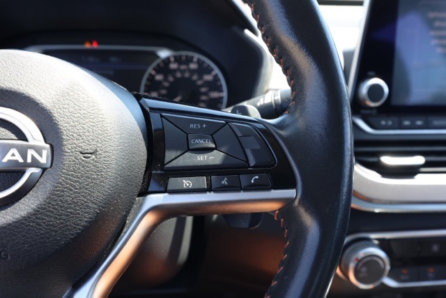 2023 Nissan Altima 2.5 SR photo 23