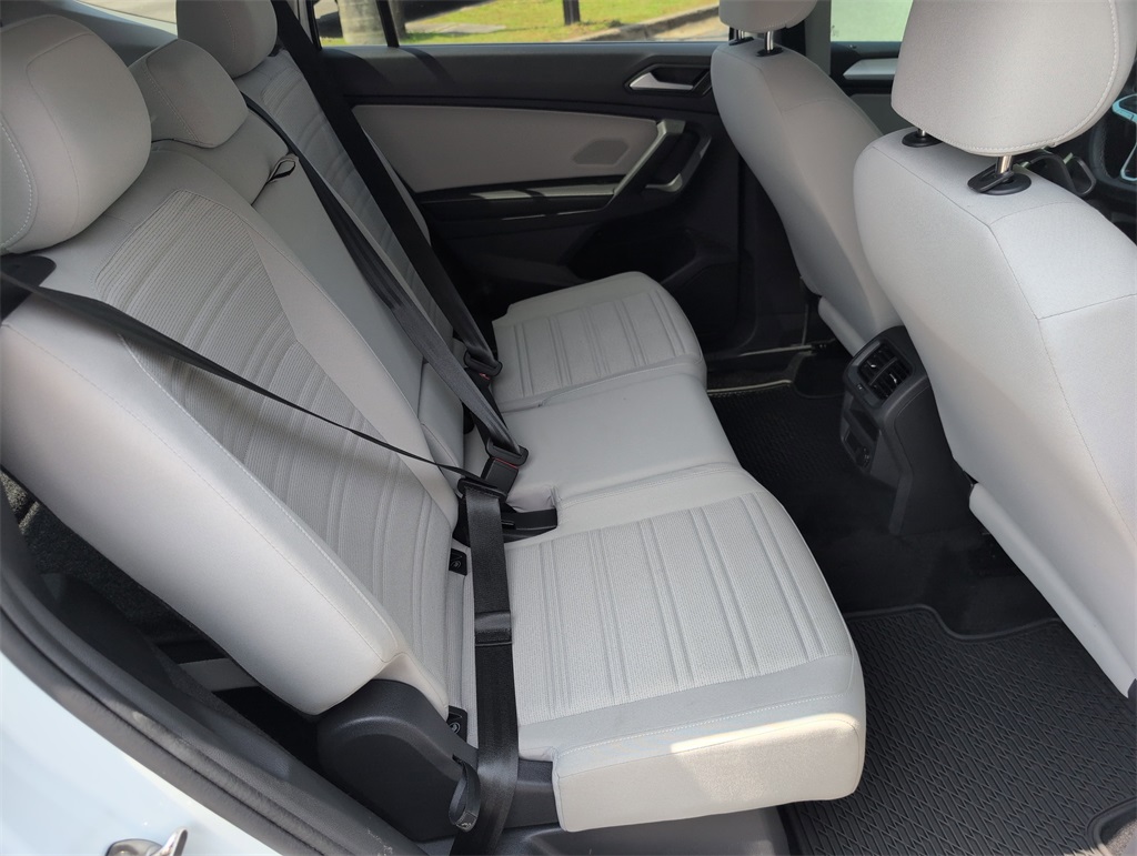 2024 Volkswagen Tiguan S photo 29