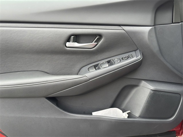 2025 Nissan Sentra SV photo 11