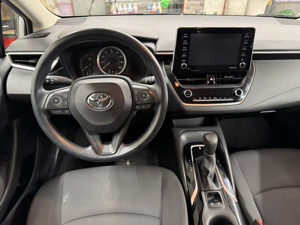 2021 Toyota Corolla LE photo 15