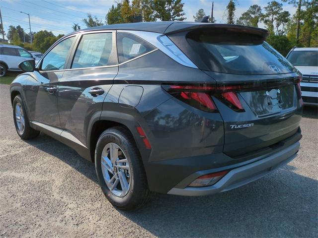 2025 Hyundai Tucson SE photo 4