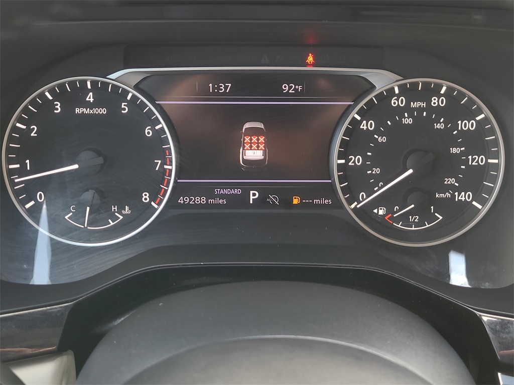 2023 Nissan Pathfinder SL photo 2