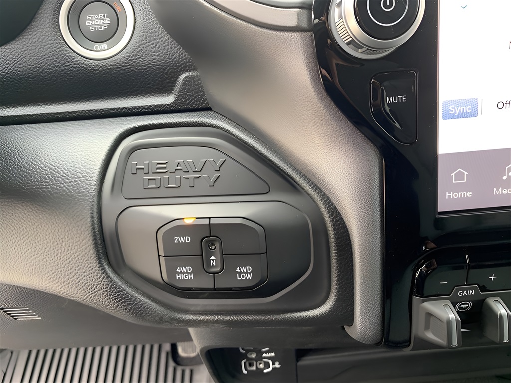 2025 Ram 2500 Tradesman photo 38