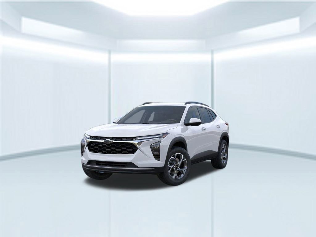 2025 Chevrolet Trax LT photo 7
