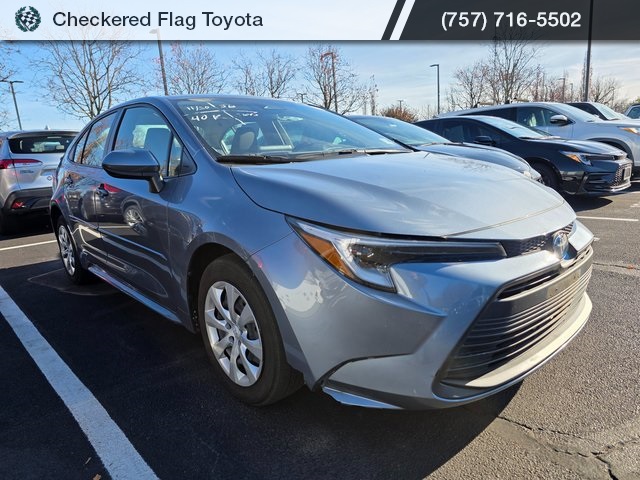 2023 Toyota Corolla Hybrid LE photo 3