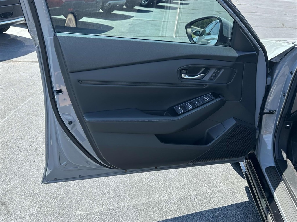 2024 Honda Accord Hybrid photo 5