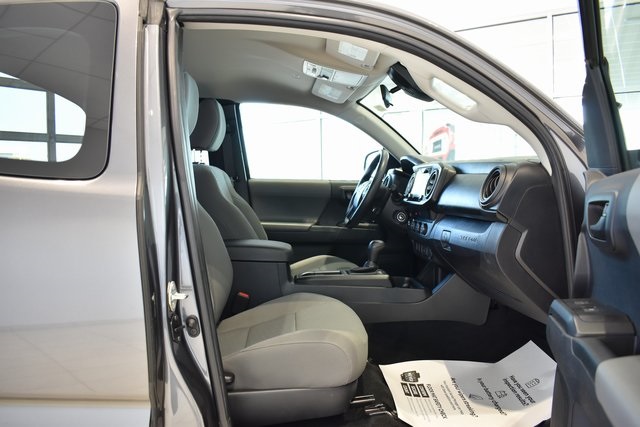 2021 Toyota Tacoma SR 4x4 Access Cab photo 12