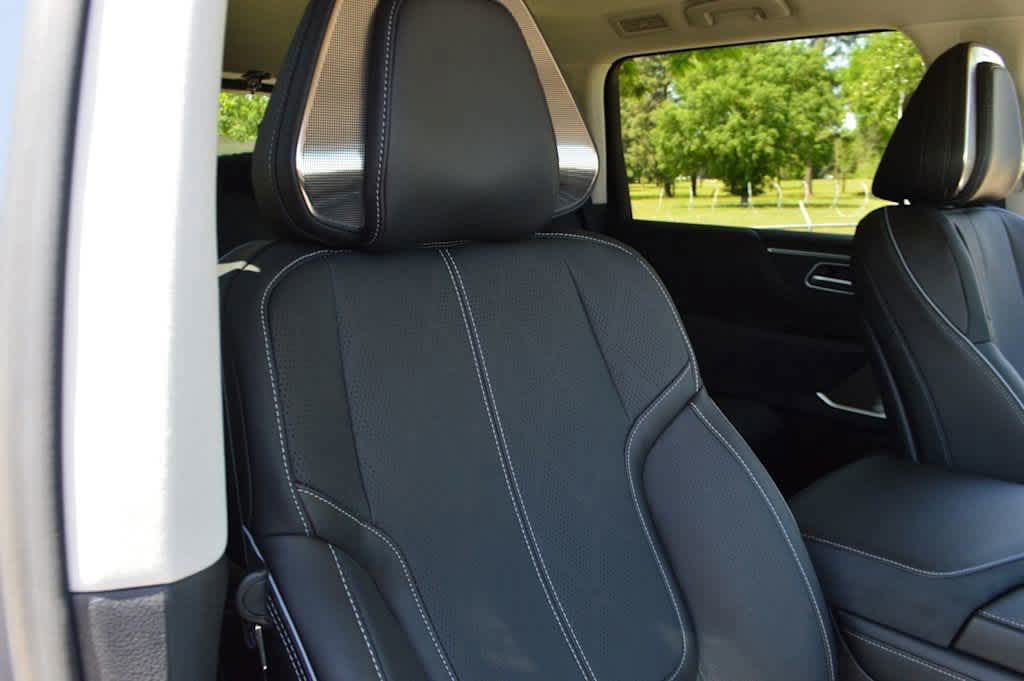 New 2025 Dynamic Metal INFINITI SENSORY image 9